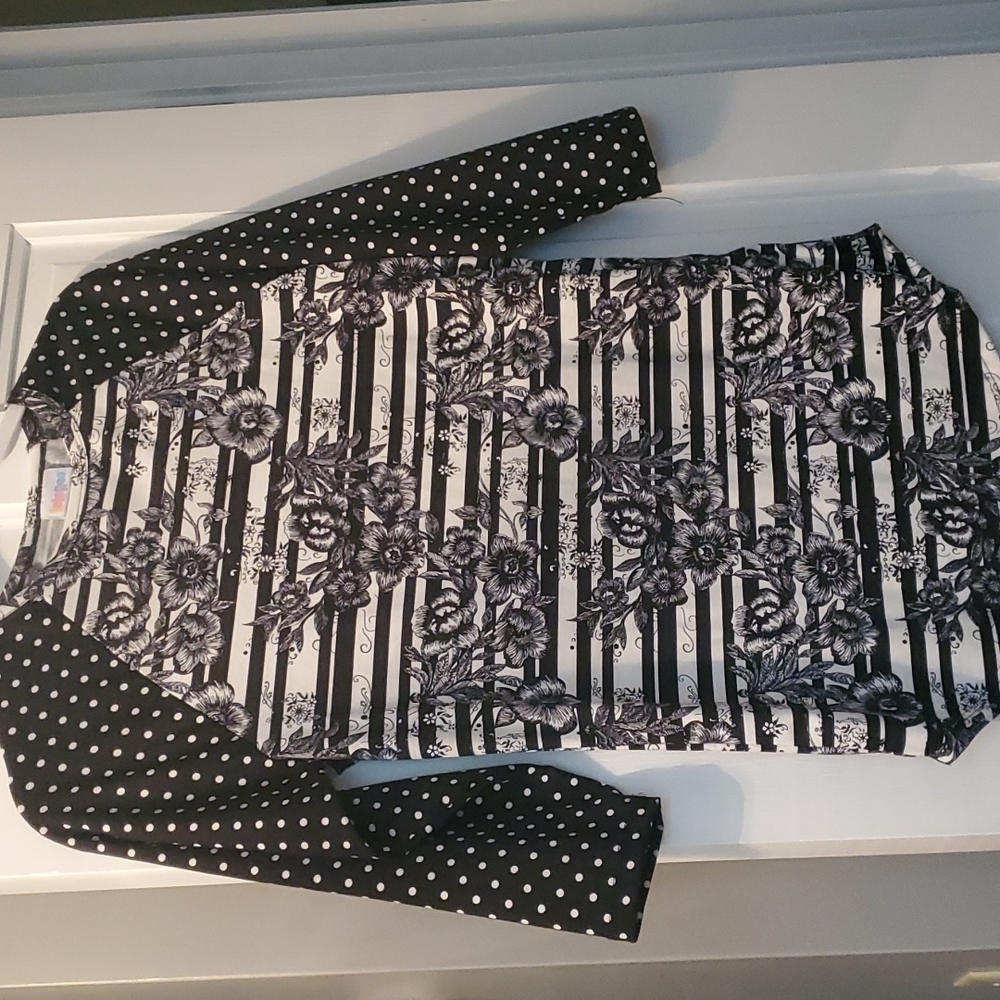 LuLaRoe XS Randy